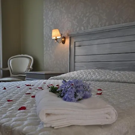 Hotel Karianda *