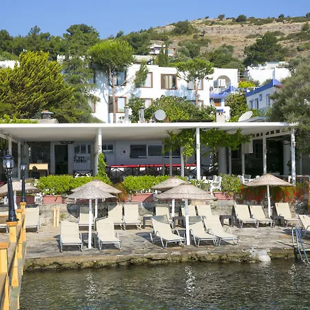 Hotel Karianda *