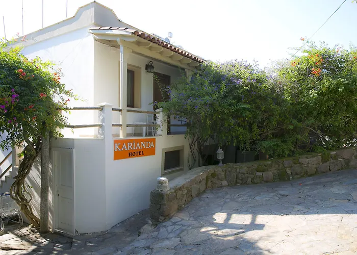 호텔 Karianda *