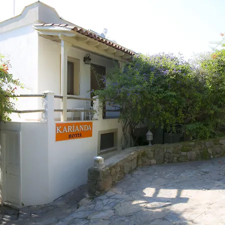 Otel Karianda *